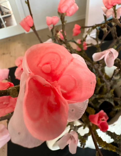 Blomster lavet af stearin