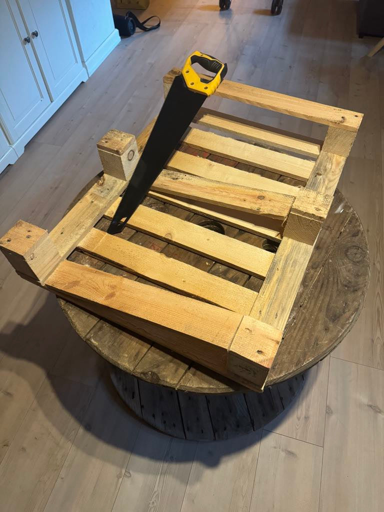 Juletræ lavet af en engangspalle